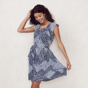 LC Lauren Conrad Pleated Shift Dress size S Blue print